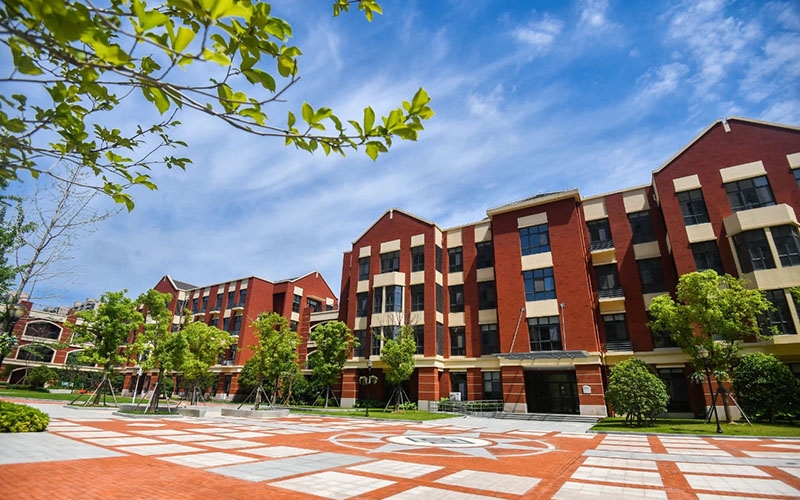 武汉华美实验学校